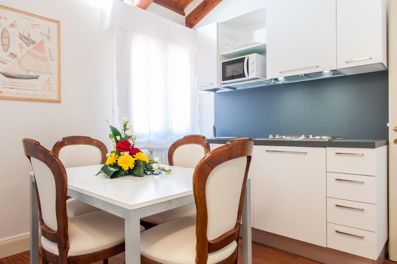 Master Venice Apartments ภายนอก รูปภาพ